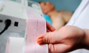 Consiguen detectar niveles bajos de glucosa a través de un ECG sin necesidad de pinchar un dedo