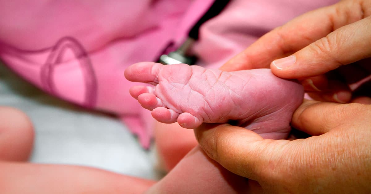 La industria farmacéutica busca la equidad en los cribados neonatales